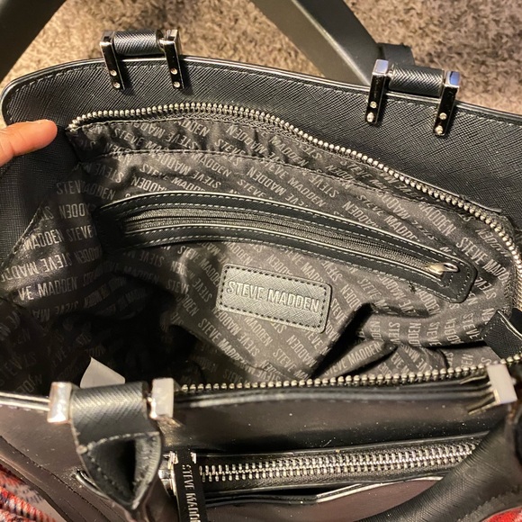 Shein clothes and shoes - Picture 4 of 4